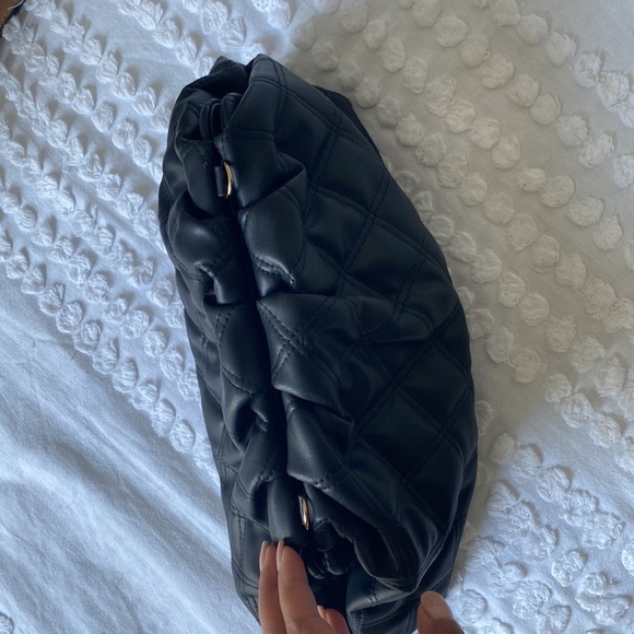 H&M quilted pouch bag - Picture 2 of 3